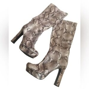 Snake print platform boots 016